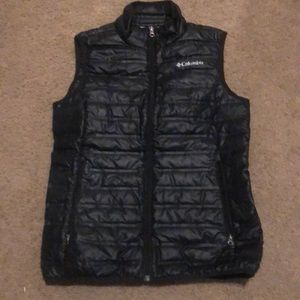 Columbia black vest size medium
